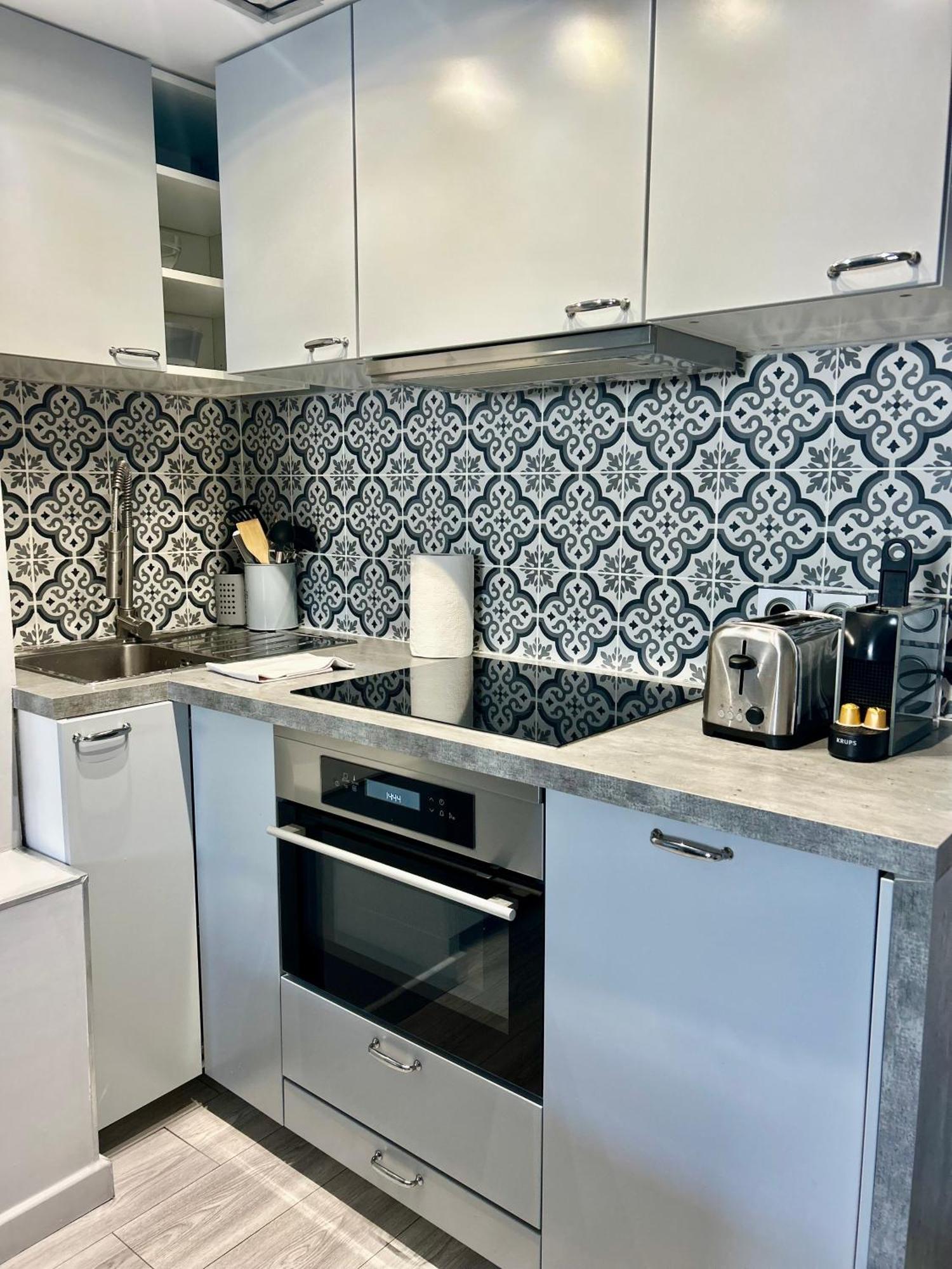 Antoinette Apartment